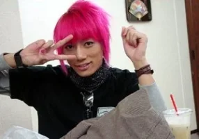 signing (peace).webp