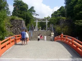 tsutsujigasaki03.webp