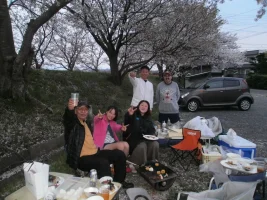 "music is good's" living in Japan