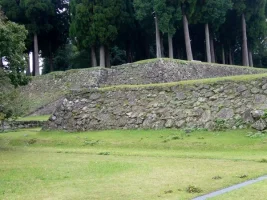 hitoyoshi-castle03.webp