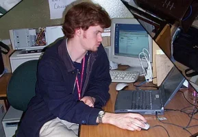 0912_tom-1.webp