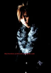 06-fm111204.webp