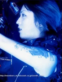 shoxx135-ruka1.webp