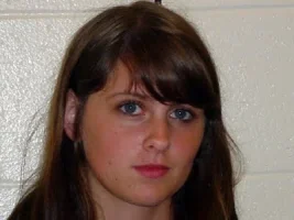 loni-bouchard-01.webp loni-bouchard-01.webp
