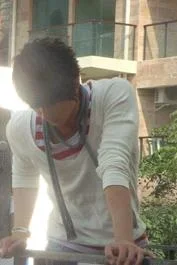 006my8-1.webp