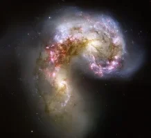 TheAntennaeGalaxies-1.webp