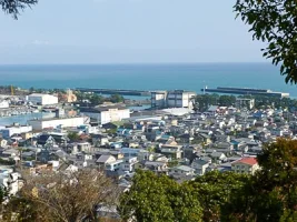 mochifune-castle-09.webp