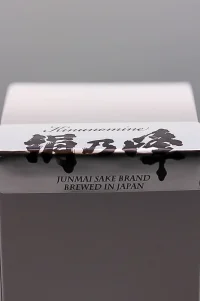 kinunomine-junmai-daiginjo-muroka-namagenshu-01.webp