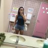 payroll_lady
