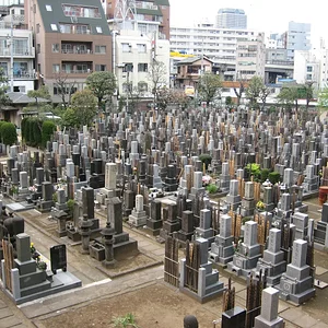 Cemetery Hidden in Roppongi