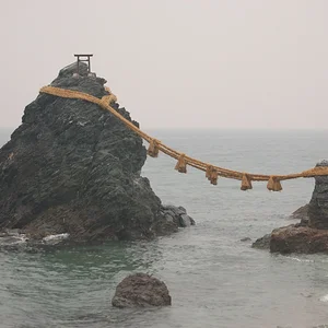 Meoto iwa