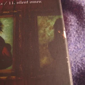 Moi Dix Mois Shadow X 006.jpg