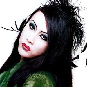 1080308441_tlepeacock.jpg