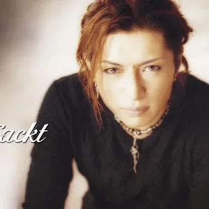 gackt_look.jpg