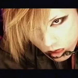 Dir en Grey - Child Prey 002_0002.jpg