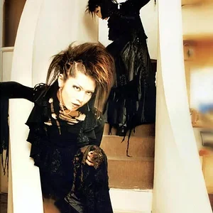 miyavi0037.jpg