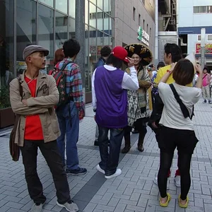 akb02.jpg