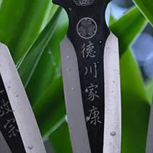 3knives.jpg