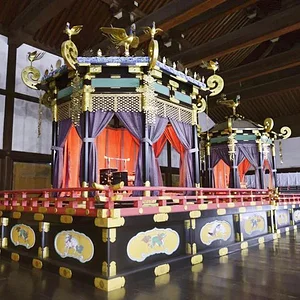japanese-throne02.jpg