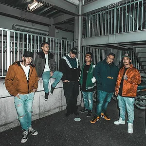 green-kids.jpg