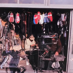shoe shop.jpg