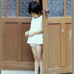 girl door 1.JPG