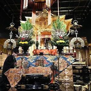 amidado-nishi-hongwanji.jpg