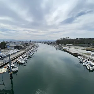 cloudy day.jpeg