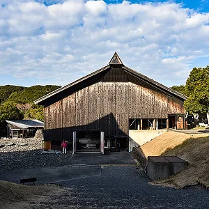 Toba Sea-Folk Museum