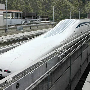 maglev-chuo-shinkansen-2.jpg