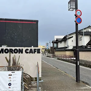 *****-cafe.jpg