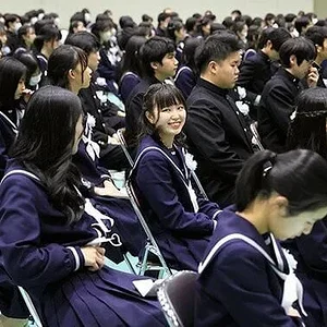 maskless-graduation.jpg