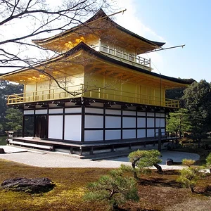 Kinkaku-ji (t) in winter