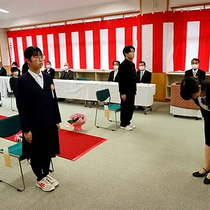 yumoto-junior-high-school.jpg