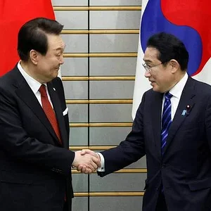 yoon-kishida.jpg