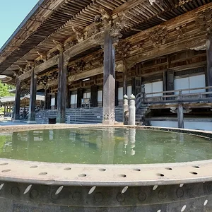 exterior.JPG