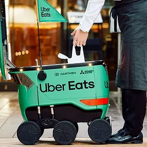uber-eats-japan-robot-01.jpg