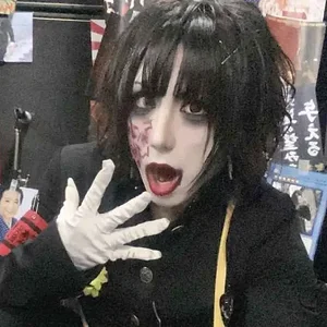 Hes shuck!!