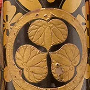 A4194_Tokugawa Family Crest_Three leafed Hollyhock.webp