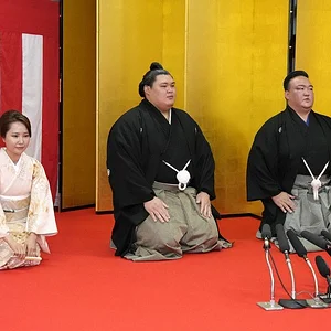 Onosato promoted to Yokozuna