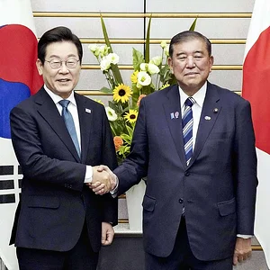 South Korean President Lee Jae Myung met with Prime Minister Shigeru Ishiba