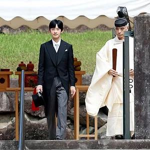 Hisahito visits ancestral sites after coming-of-age ceremonies