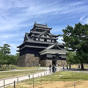 matsue-castle.webp