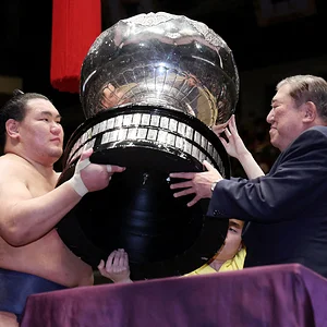 25int-japan-gender-02-cwbl-superJumbo.jpg