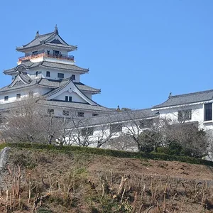 karatsu-castle.webp