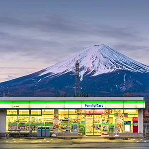 famima-fuji.webp