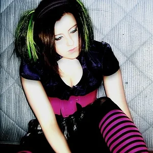 *stripy-camera-whorage*