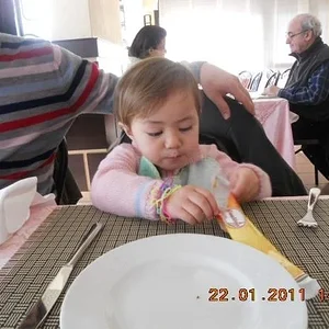 Momichan at chinese restaurant