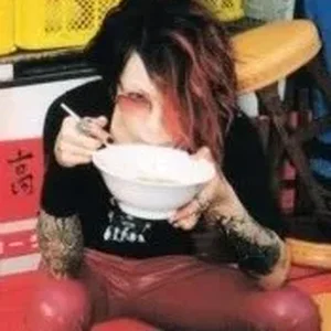 tumblr m0qfg7DBTF1qgk2rqo1 250