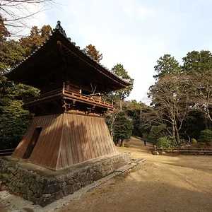 Shōrō 鐘楼